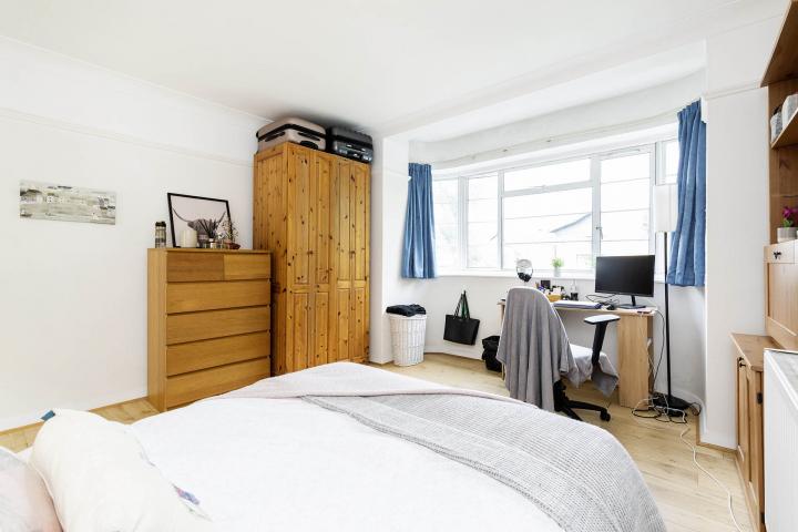 Modern Apartment Marlow Court, Kilburn